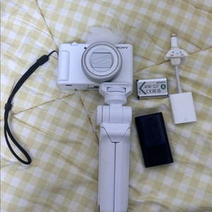소니 zv-1m2 화이트, 슈팅그립, 배터리 2개, 8핀 sd카드 리더기
