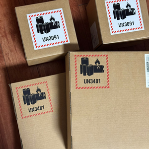 미개봉 애플 M4 맥북 에어 13인치 스카이블루 기본형 16gb 256gb 팝니다