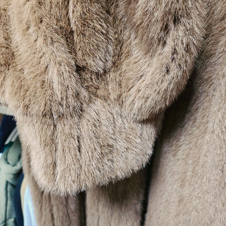 브라운 페이크밍크 퍼 롱코트(미착용)--2