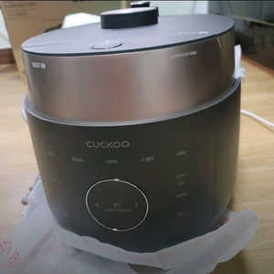 쿠쿠 트윈프레셔 마스터셰프 IH 전기압력밥솥 10인용, CRP-LHTR1010FGBM