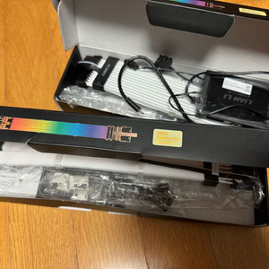 리안리 스트리머 v2 8핀, 24핀