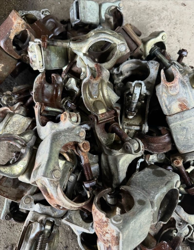 EGI휀스(새제품,중고), RPP방음판(새제품), 아시바파이프(새제품,중고), 기타부속자재(새제품,중고)--8