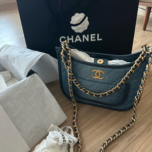 샤넬 시즌데님호보백600만착불(새상품컨디션)CHANEL