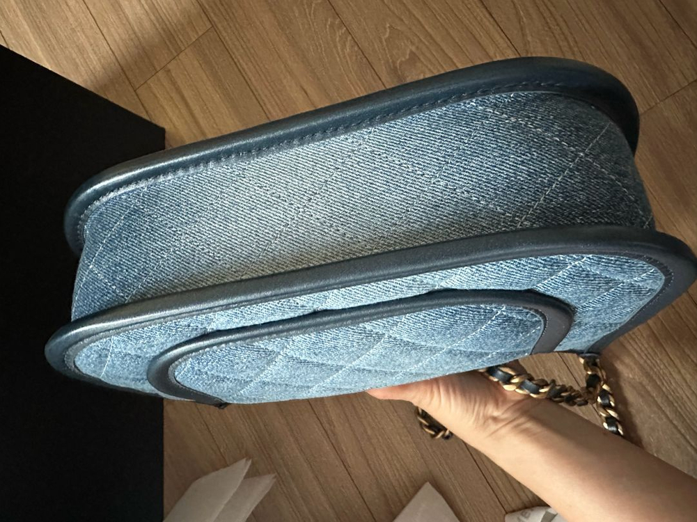 샤넬 시즌데님호보백600만착불(새상품컨디션)CHANEL--6