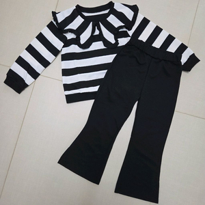 (새상품) 여아 카라 단가라맨투맨 상하복세트 130호