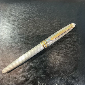 몽블랑 마이스터스튁 1448 솔리테어 만년필 (통째로 925 실버)