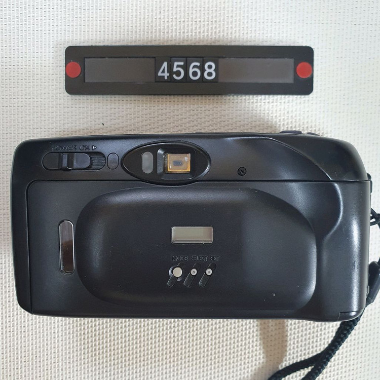 후지 줌 카디아 200 오토포커스 필름카메라 이미지