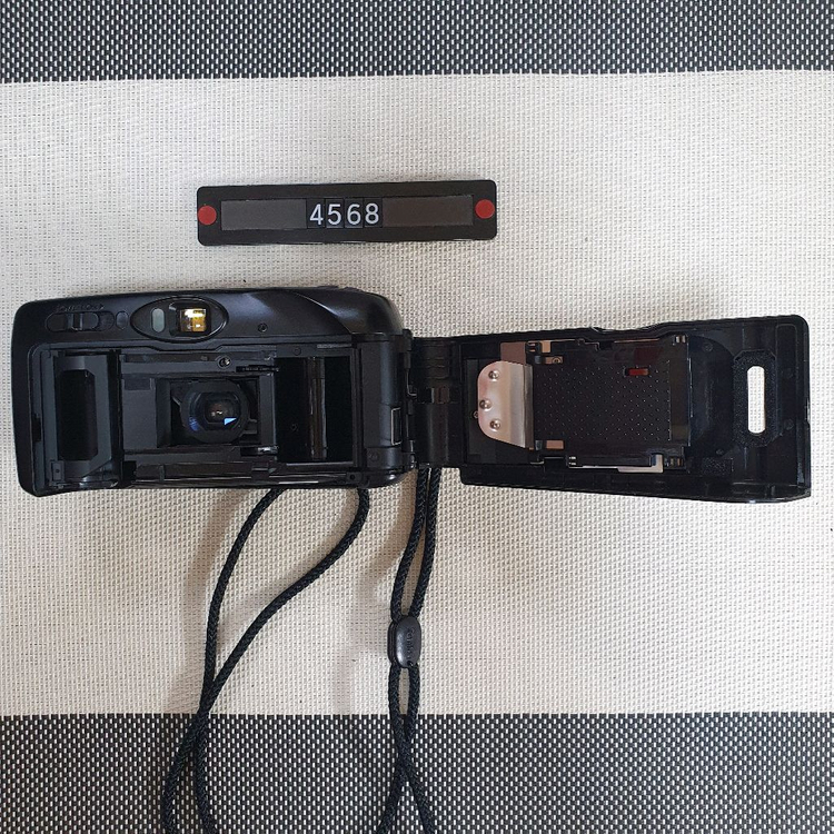 후지 줌 카디아 200 오토포커스 필름카메라 이미지