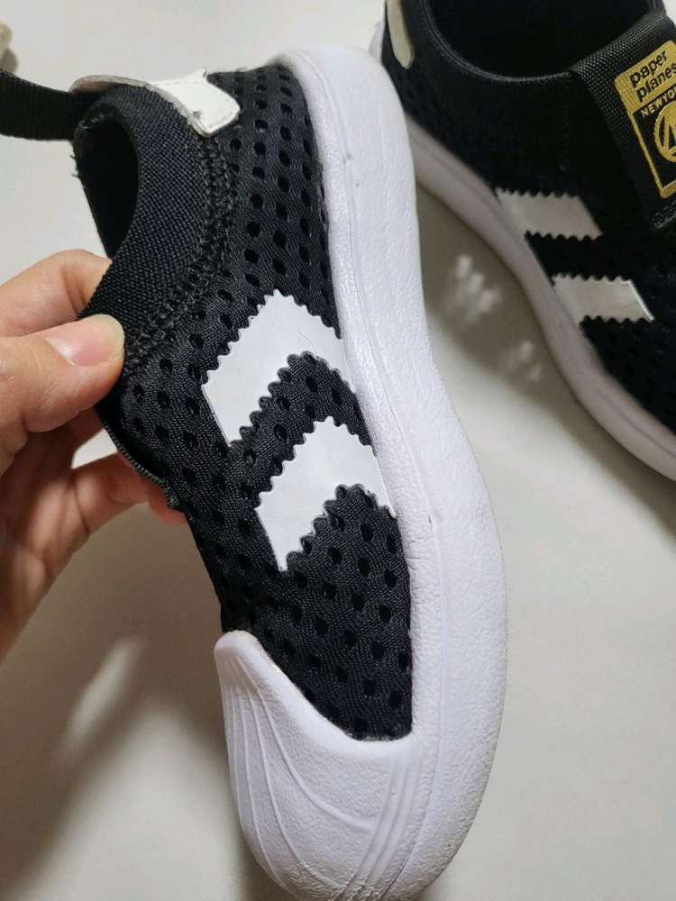 검정 메쉬 운동화 185사이즈--3