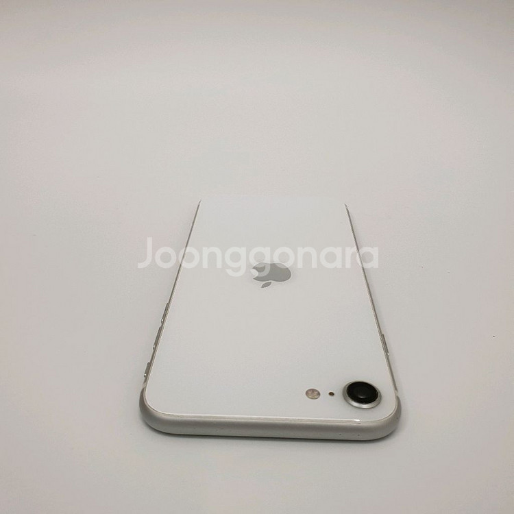 아이폰SE2 128GB 화이트 색상 판매합니다! (배터리100%)--3