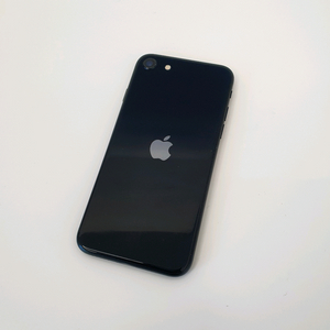 아이폰SE3 64GB 블랙 색상 판매합니다! (배터리100%)