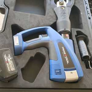 모스툴 유압 절단기 케이블 커터 7월1일 구매 팝니다