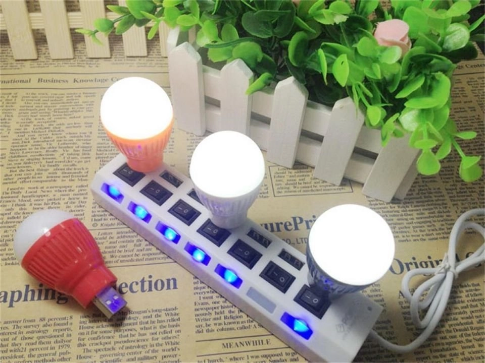 새 3개 랜덤 발송 차량용 USB 램프 미니 전구 휴대용 LED 조명 노트북 컴퓨터 보조등 차량 실내등 무드등 야간 이미지