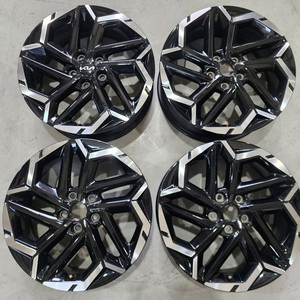 카니발 KA4 18인치 휠, 카니발 순정 18인치 휠,쏘렌토 18인치 휠