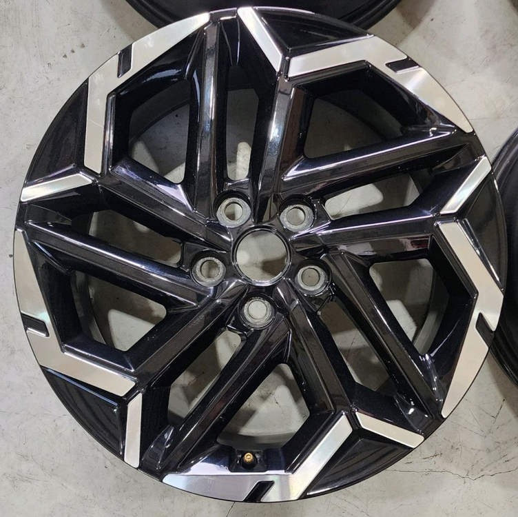 카니발 KA4 18인치 휠, 카니발 순정 18인치 휠,쏘렌토 18인치 휠--3