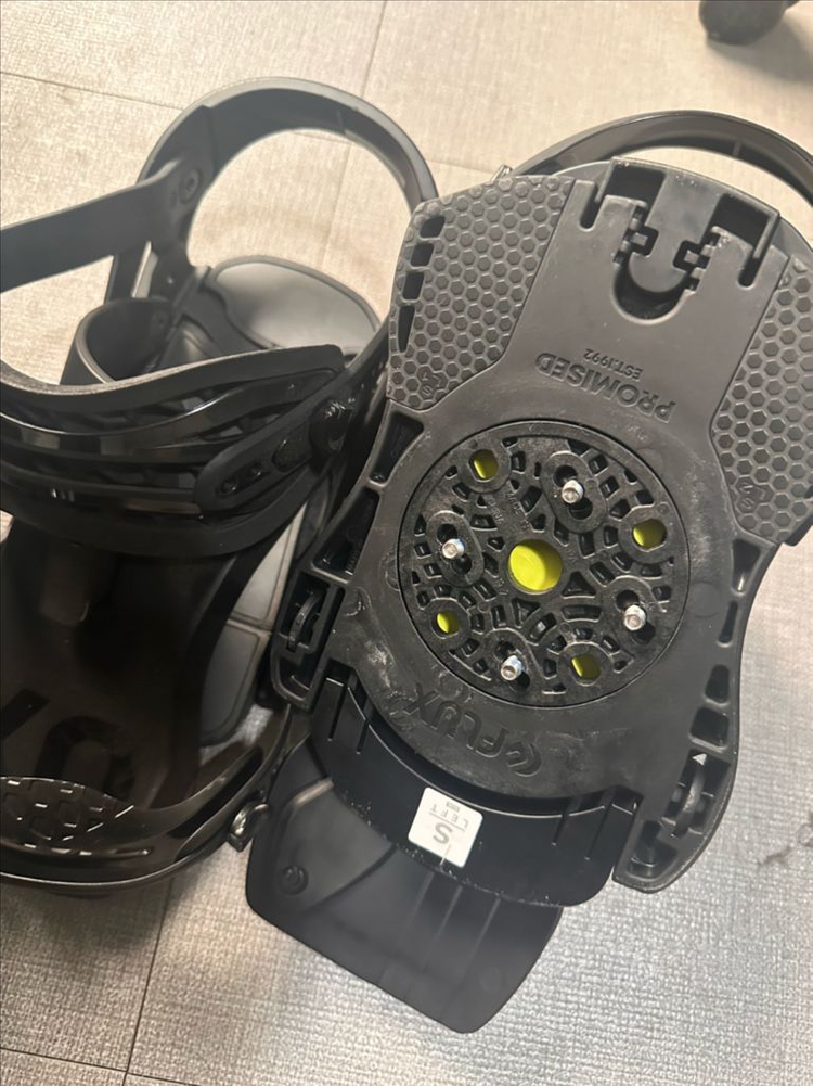 23/24 요넥스 시막(MG), 플럭스 XF(S), 실로몬 말라뮤트(255) 판매 (개별구매가능) 이미지