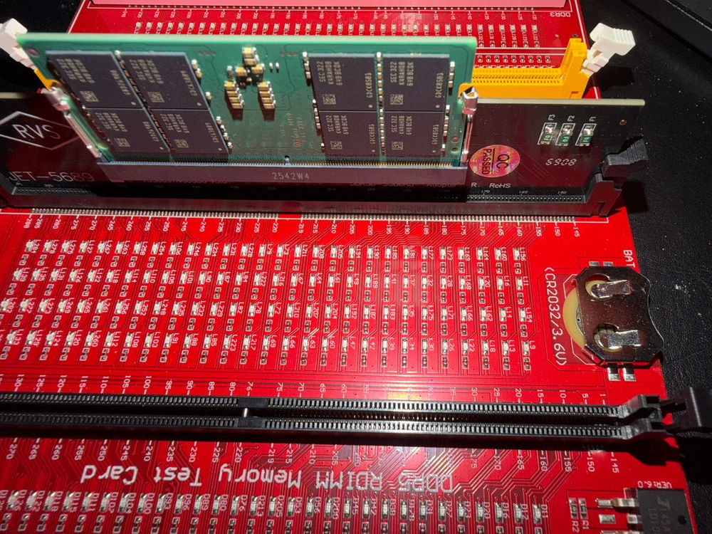 [판매] 삼성 노트북용 DDR5 64GB 4800MHz(32gb * 램 2개) (미사용/테스트 완료)--3