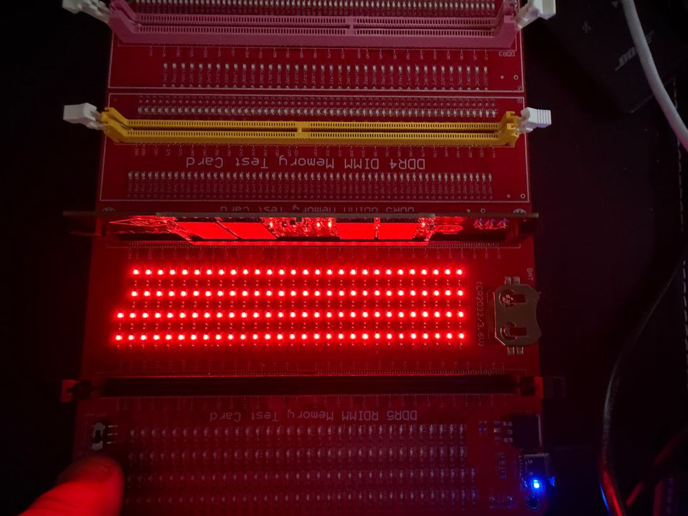 [판매] 삼성 노트북용 DDR5 64GB 4800MHz(32gb * 램 2개) (미사용/테스트 완료)--6