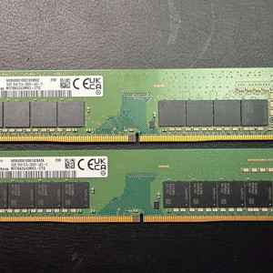 [판매] 삼성 데스크탑용 DDR4 16GB 2666V 램 2개 (총 32GB) - 가좌역 직거래/택배
