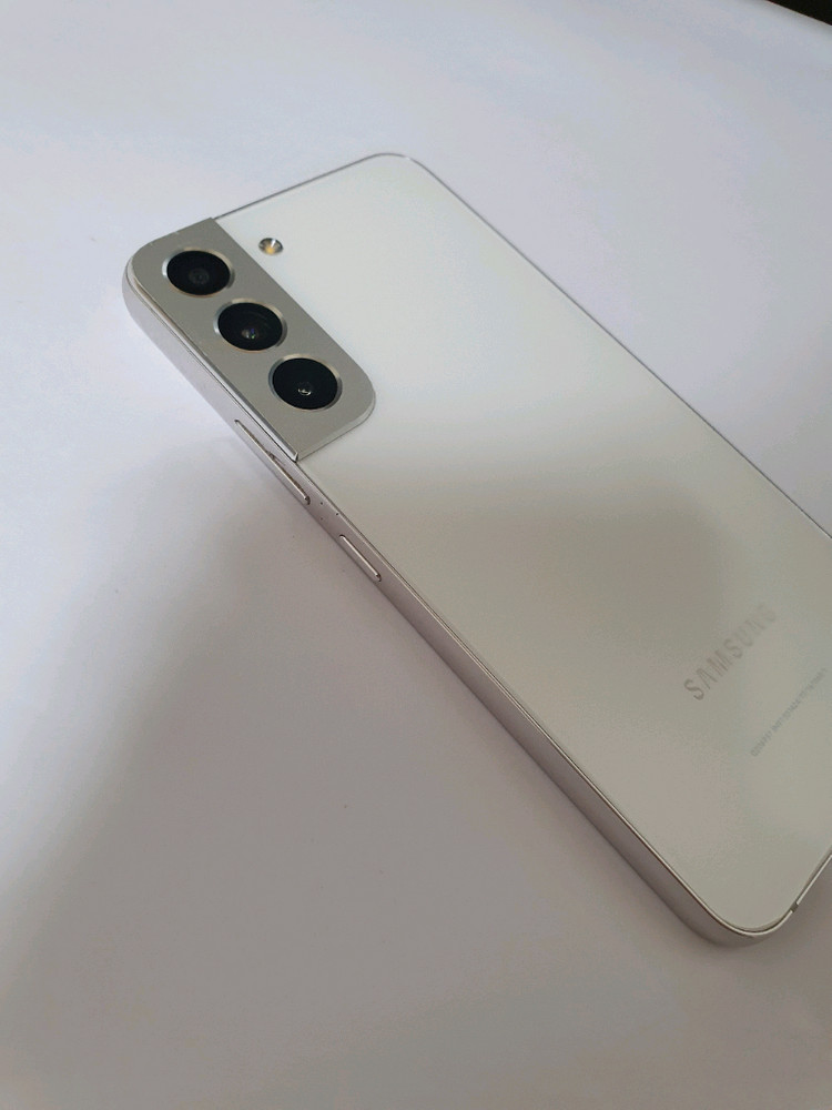 갤럭시S22 잔상없어요 256기가 화이트--3