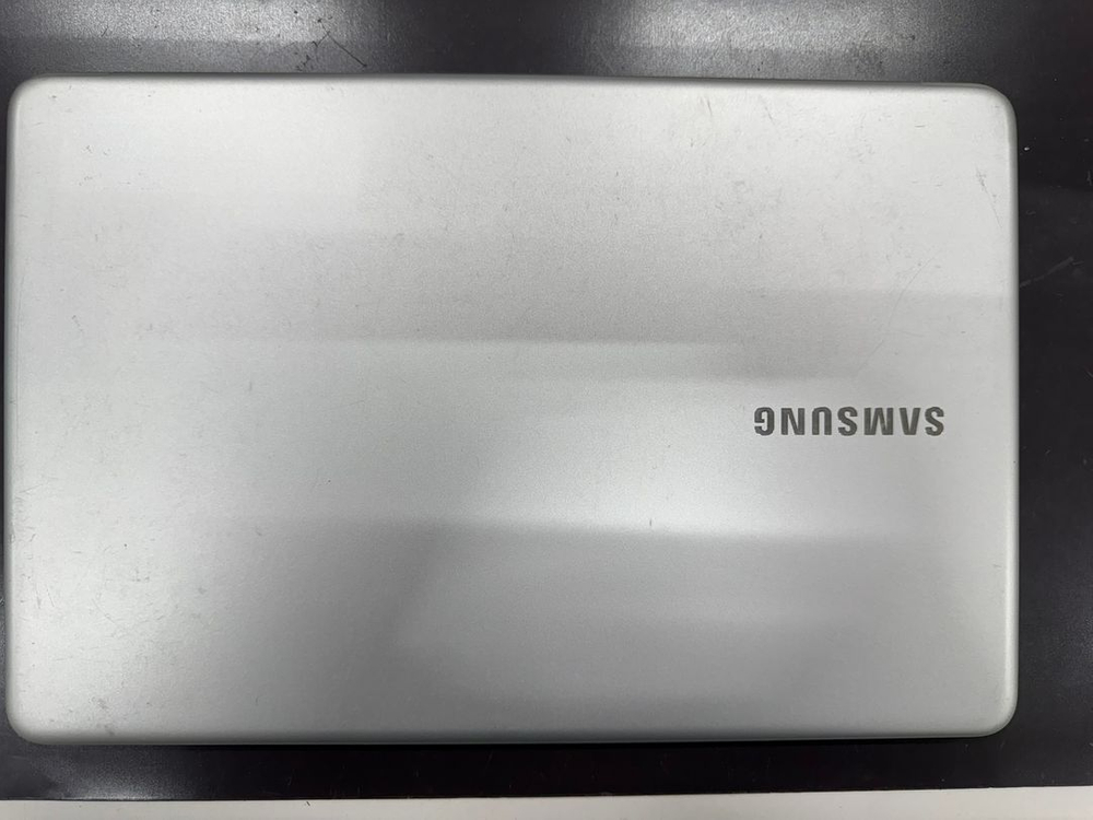 NT950XBE-K58G i5 8세대 삼성노트북 팝니다.--1