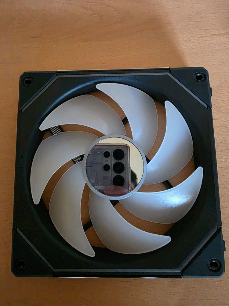 리안리 UNI FAN SL-INF 140 RGB 판매합니다--3