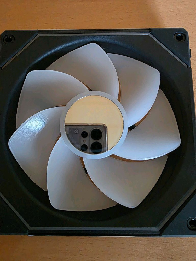 리안리 UNI FAN SL-INF 140 RGB 리버스 판매합니다--2