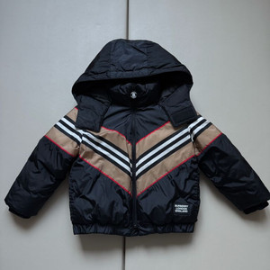 버버리 아이콘 패딩 4y