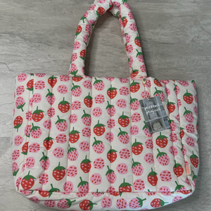 프프 프레젠트프로젝트 빅베리 쿠션백 판매합니다