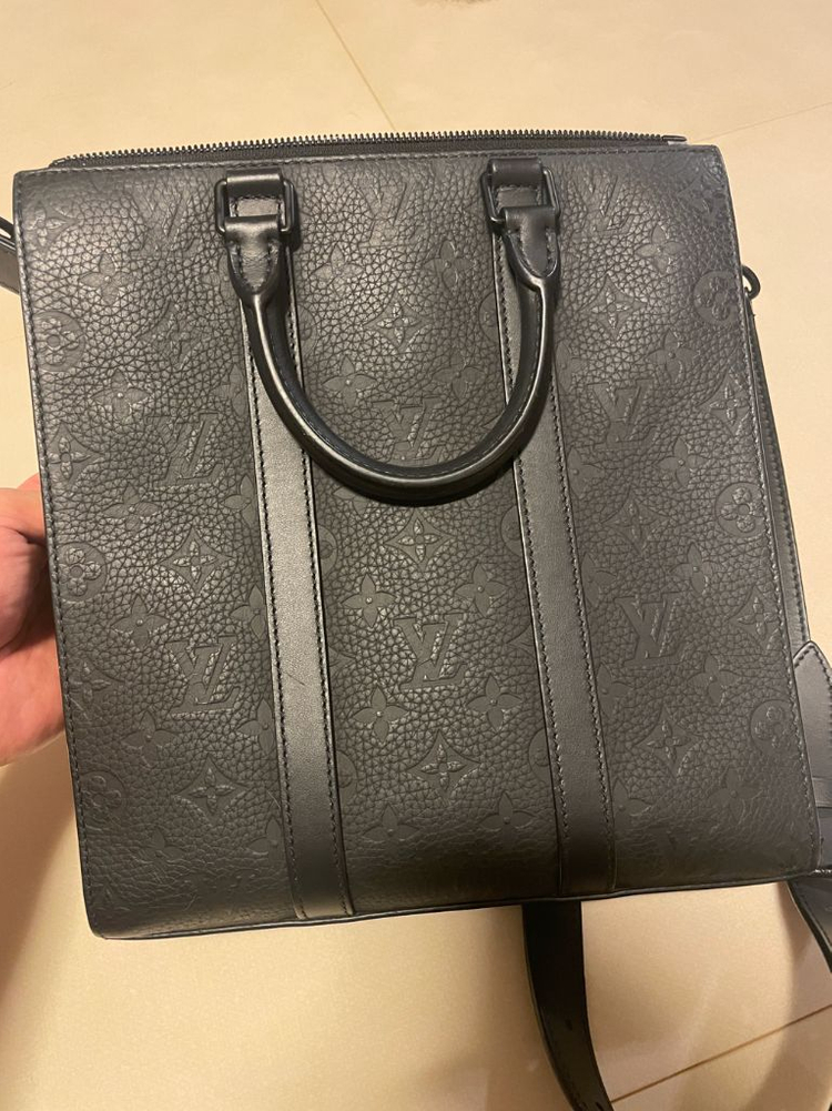 루이비통 토리옹 삭플라 팝니더--1