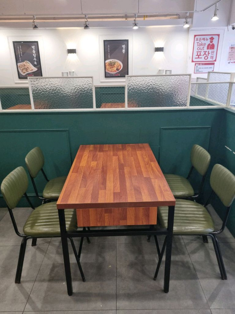 중고 .멀바우테이블 의자세트 이미지