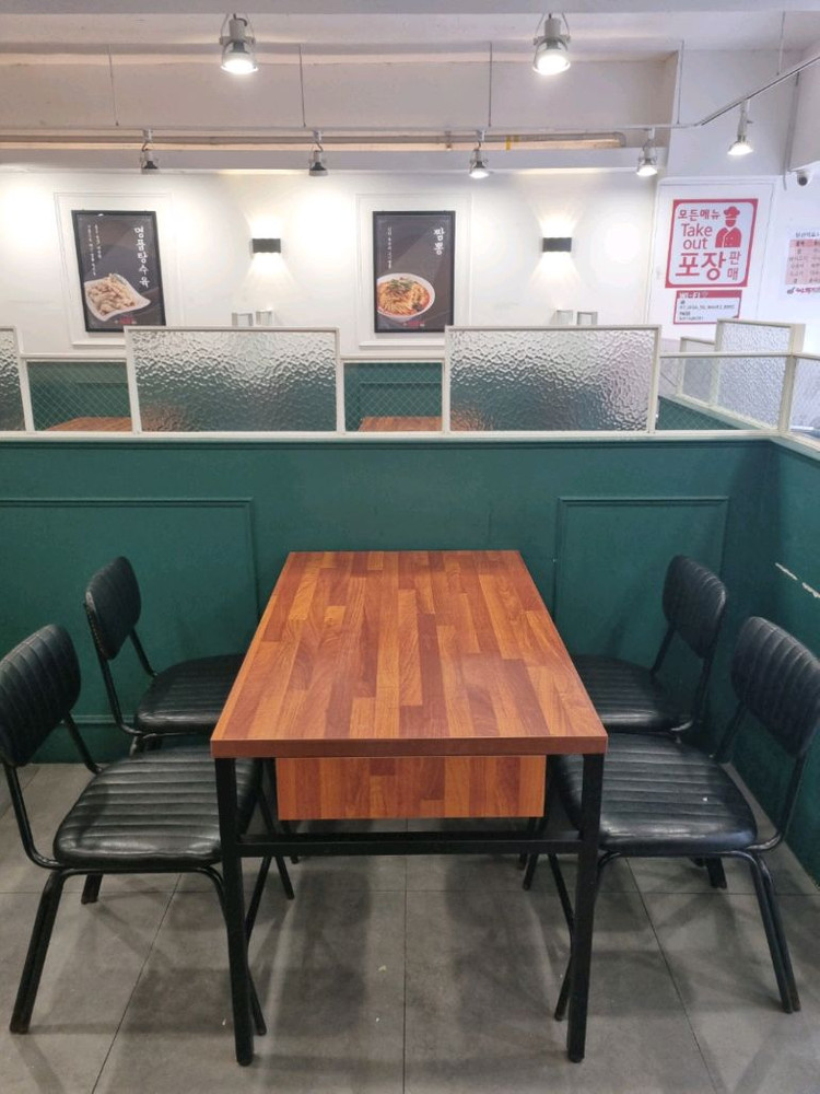 중고 .멀바우테이블 의자세트 이미지