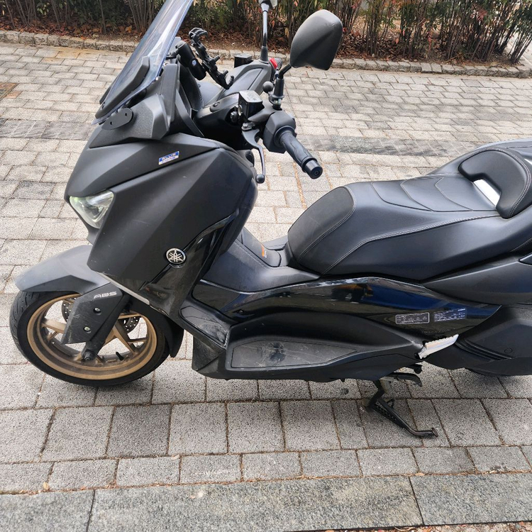 350cc 스쿠터 이미지