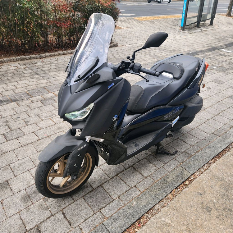 350cc 스쿠터 이미지