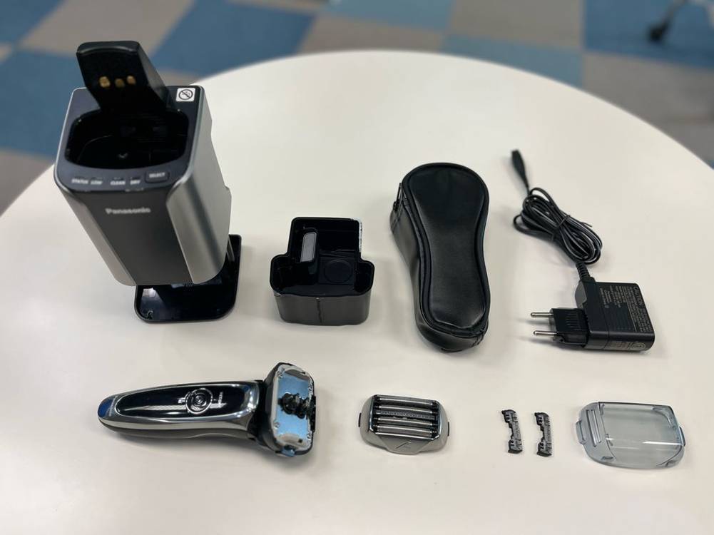 파나소닉 람대쉬 ES-LV95 5중날 면도기--1