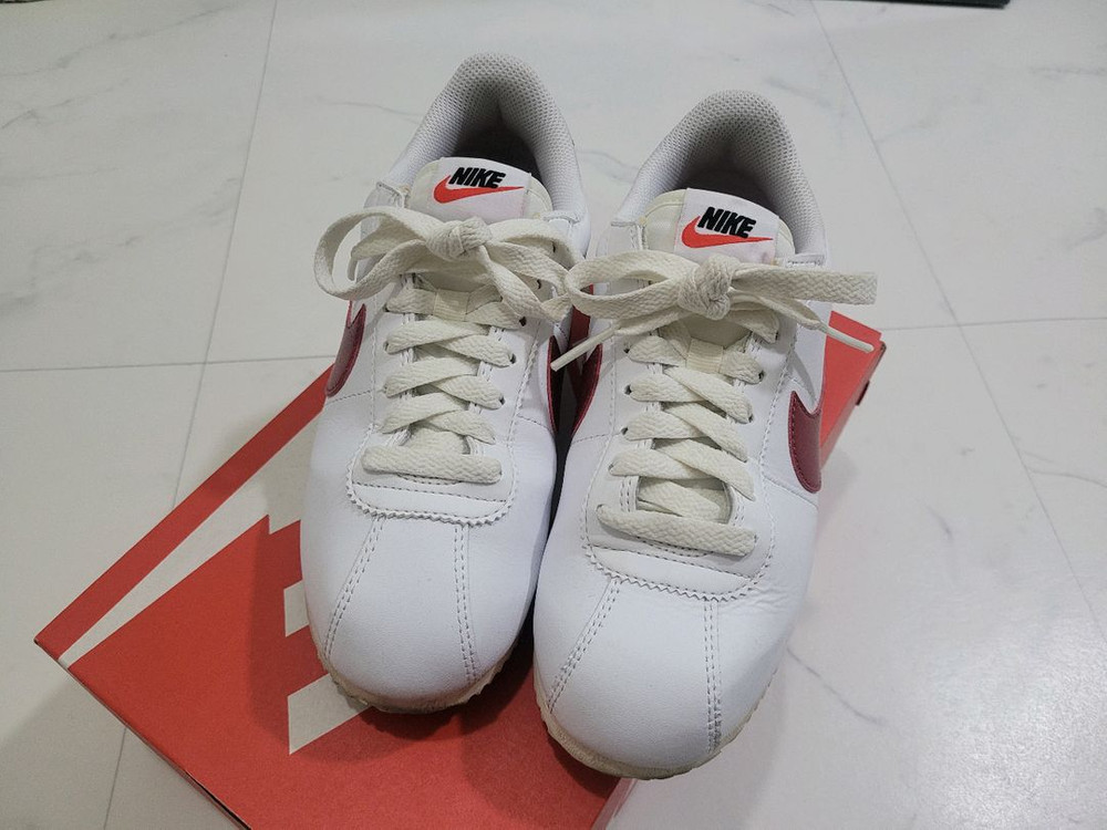 나이키 코르테즈 운동화 화이트 레드 230mm 이미지