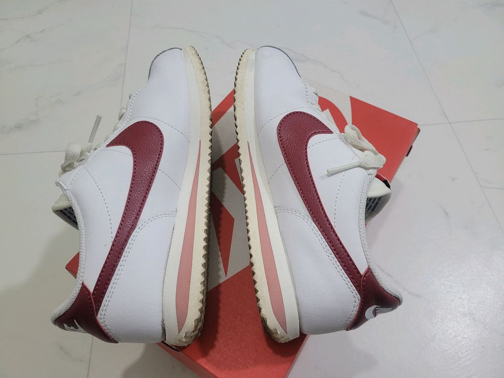 나이키 코르테즈 운동화 화이트 레드 230mm 이미지