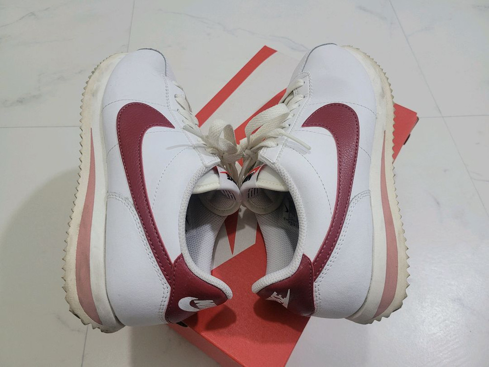 나이키 코르테즈 운동화 화이트 레드 230mm 이미지