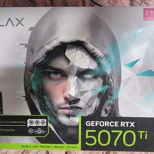 RTX 5070 Ti 게이밍 그래픽카드 3팬 화이트 감성 판매