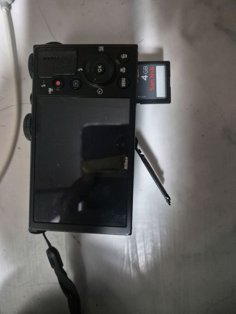 니콘 쿨픽스 p330 디지털 카메라--4