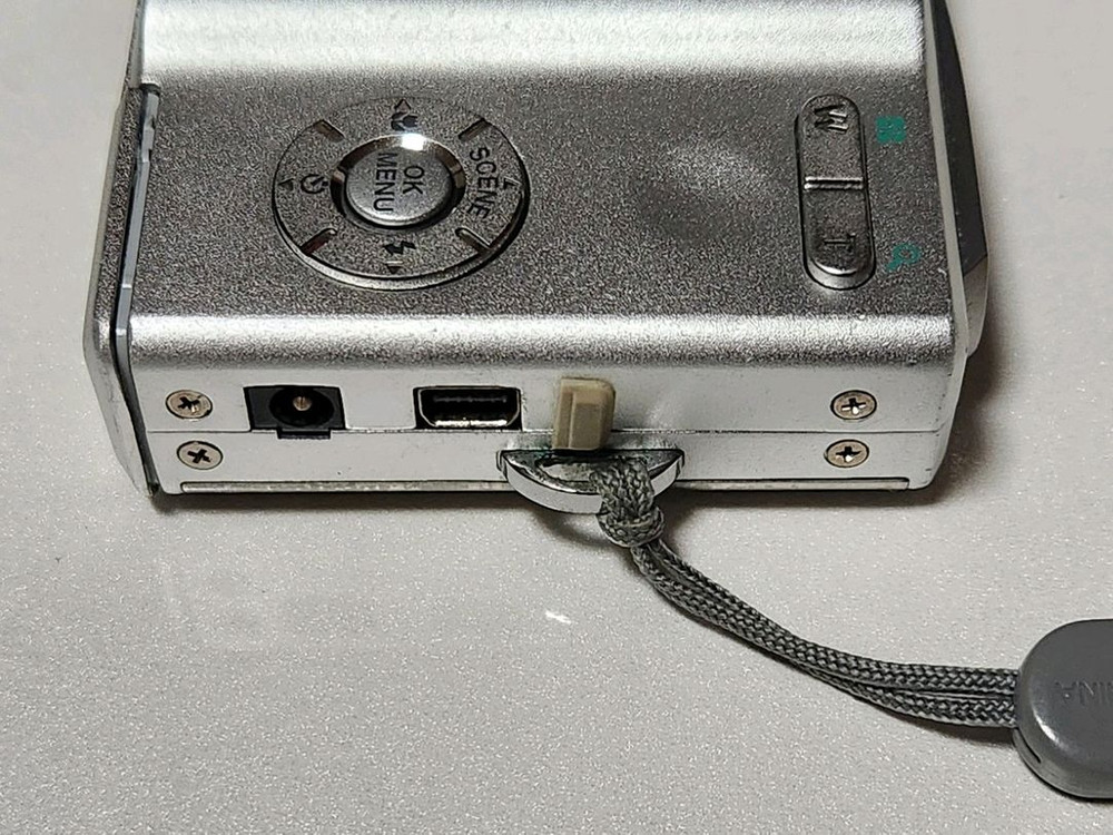 올림푸스 디지털 카메라 CAMEDIA FE-5500--2