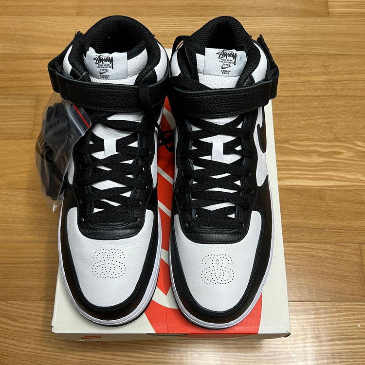 나이키 스투시 에어포스 1 ’07 미드 SP 블랙 앤 라이트 본 275 새제품 DJ7840-002 스니커즈 운동화 이미지