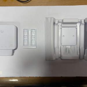 유니파이 Unifi USW Flex 허브 풀박스