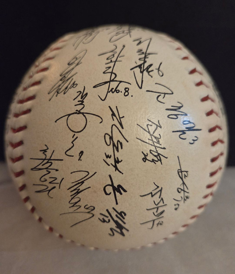 해태 타이거즈 83~89 한국시리즈 5회 우승 기념 대형 사인볼/김응용 감독 친필 사인볼--5