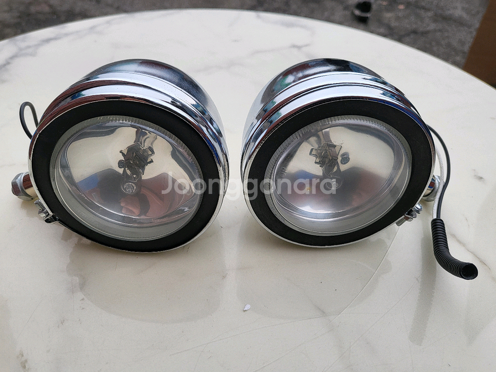 4인치 라이트 2개 한세트 택포9.000원--3