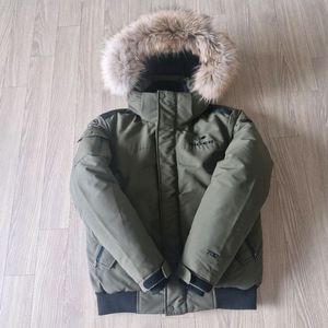 아이더 스투키 다운숏패딩 M사이즈 카키