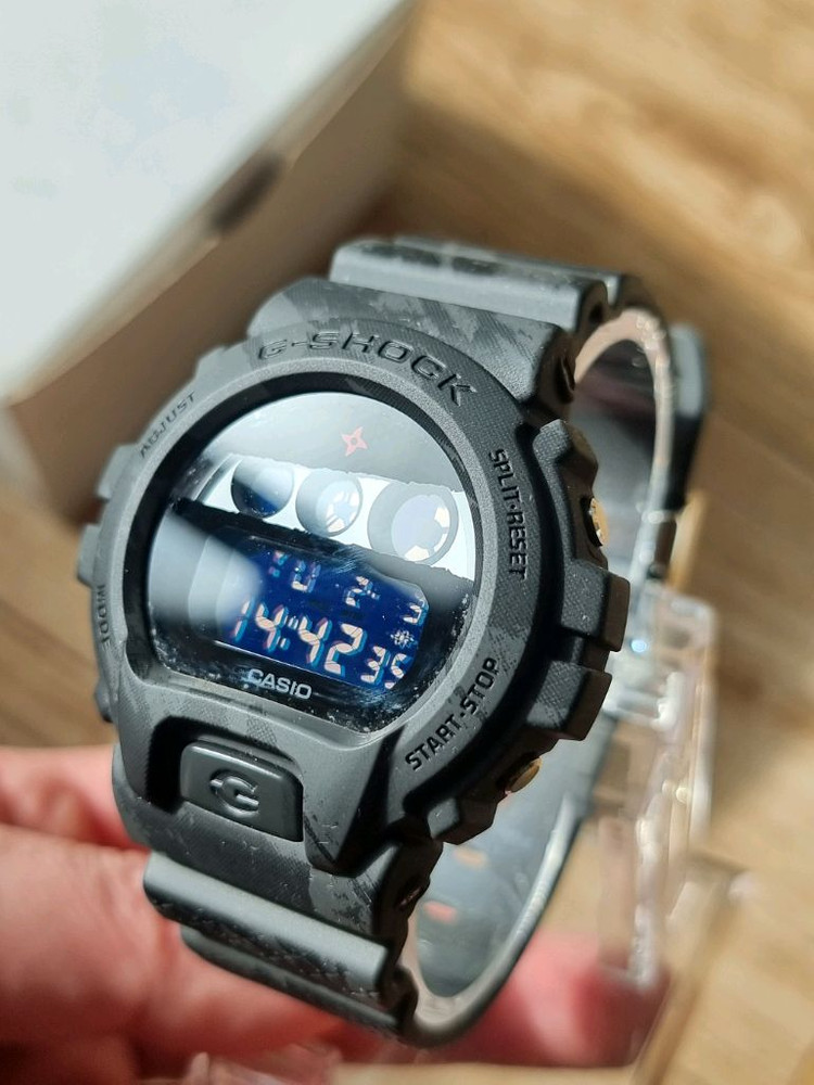 카시오 지샥 DW-6900NNJ-1DR 이미지