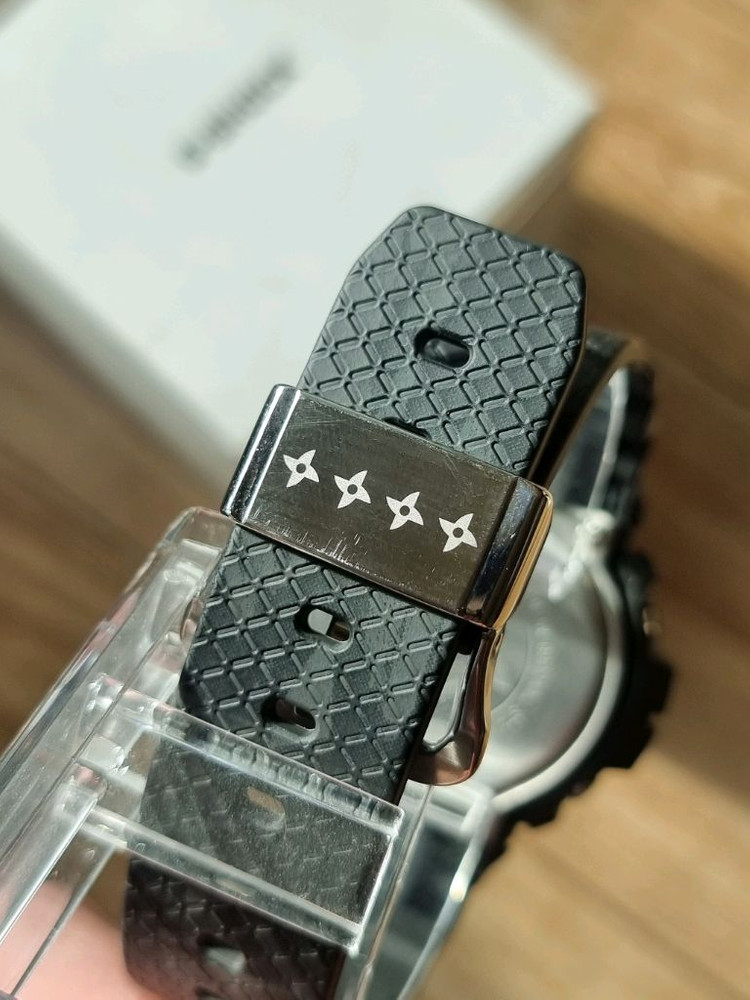 카시오 지샥 DW-6900NNJ-1DR 이미지