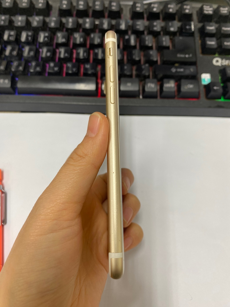 아이폰 7 골드 A급 32GB 무잔상 배터리92% 카메라폰 사진폰 인스타폰 197396--4