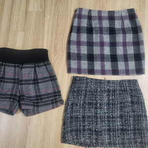 H 라인 미니스커트 2개와 숏바지 일괄